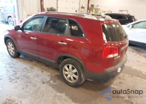 2011 Kia Sorento Lx from USA, damaged, VIN 5XYKT3A18BG045788